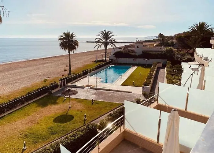 Апартаменты Urbanizacion Marenia - Playa 1a Linea *
